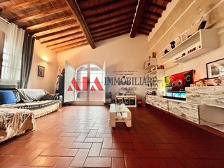 Quadrilocale in Vendita a Calcinaia, 220'000€, 110 m²