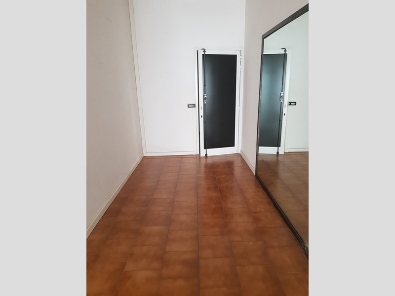Capannone in Vendita a Fosdinovo, 80'000€, 80 m²