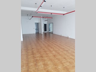 Capannone in Vendita a Fosdinovo, 80'000€, 80 m²