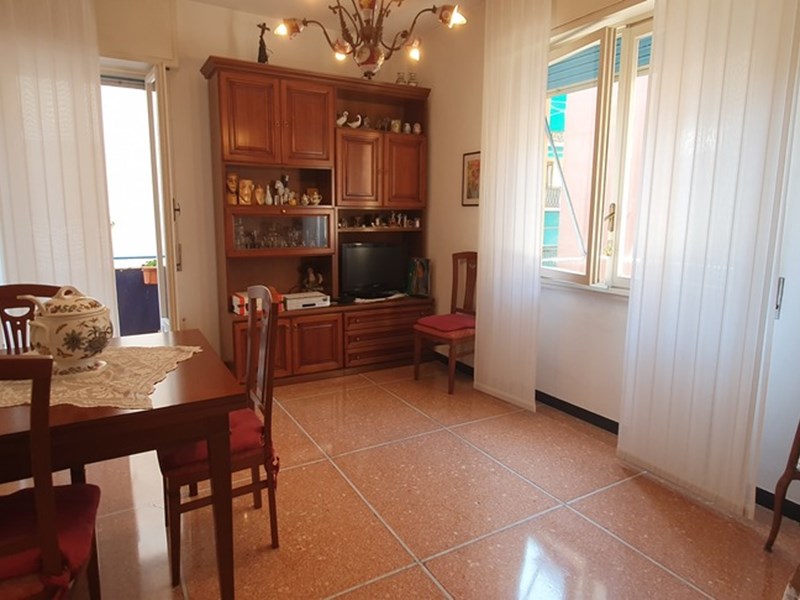 Quadrilocale in Vendita a Rapallo, zona via cecchini, 112'000€, 65 m²