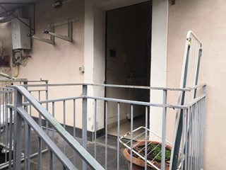 Quadrilocale in Vendita a Pedara, zona Centro, 50'000€, 70 m²