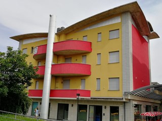 Bilocale in Vendita a Ponte San Pietro, zona Briolo, 125'000€, 65 m², arredato