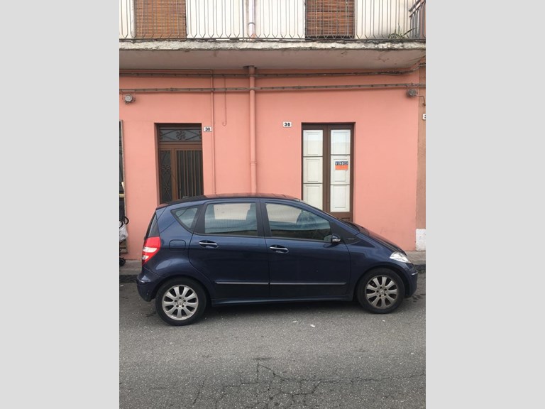 Casa Semi Indipendente in Vendita a Fiumefreddo di Sicilia, zona Castello, 110'000&euro;, 150 m²