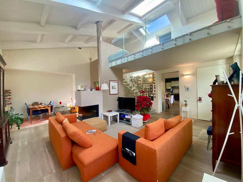 Casa Indipendente in Vendita a Pisa, 1'200'000€, 399 m²