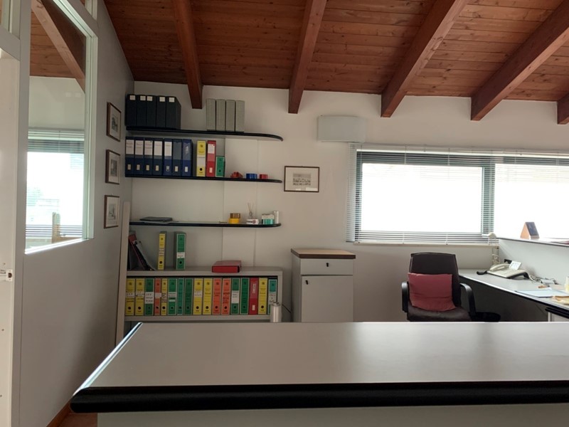 Ufficio in Vendita a San Benedetto del Tronto, 100'000€, 70 m²