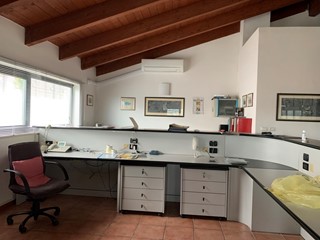 Ufficio in Vendita a San Benedetto del Tronto, 100'000€, 70 m²