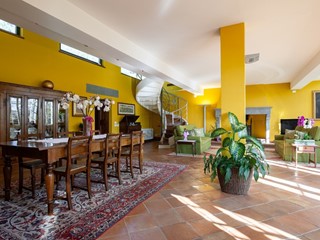 Villa in Vendita a Lucca, zona Nord, 1'500'000€, 320 m²