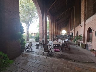 Casa Indipendente in Vendita a Sesto ed Uniti, zona Sesto ed Uniti, 300'000&euro;, 560 m², con Box