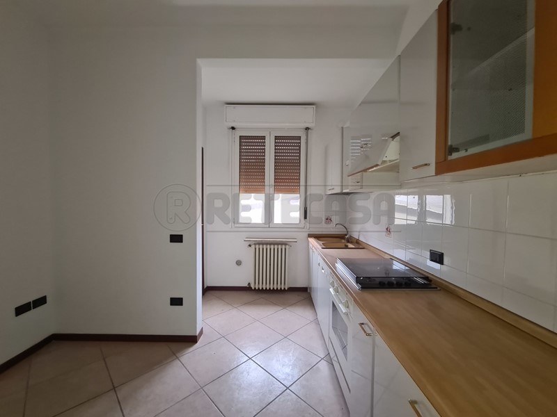 Appartamento in Vendita a Cremona, 124'900€, 95 m²