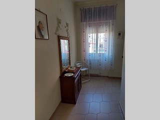 Trilocale in Vendita a Napoli, zona Pianura, 165'000€, 115 m²