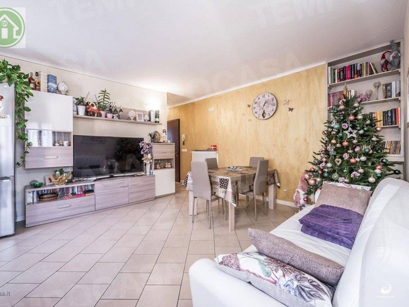Trilocale in Vendita a Pavullo nel Frignano, zona Centro storico, 135'000€, 80 m²