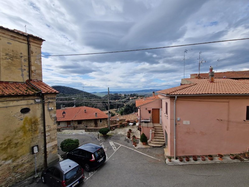 Trilocale in Vendita a Santa Luce, 68'000€, 50 m², arredato