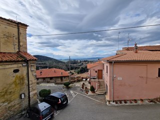 Trilocale in Vendita a Santa Luce, 68'000€, 50 m², arredato