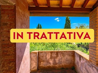 Casale in Vendita a Capannoli, 139'000€, 338 m², con Box