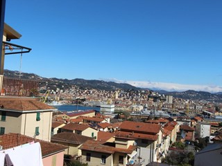 Appartamento in Vendita a La Spezia, zona Fabiano Basso, 125'000€, 85 m², arredato