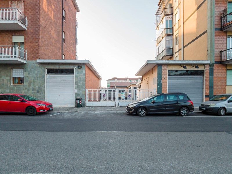 Immobile commerciale in Vendita a Torino, zona Mirafiori, 40'000€, 50 m²