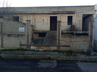 Villetta a schiera in Vendita a San Donaci, 87'000€, 280 m²