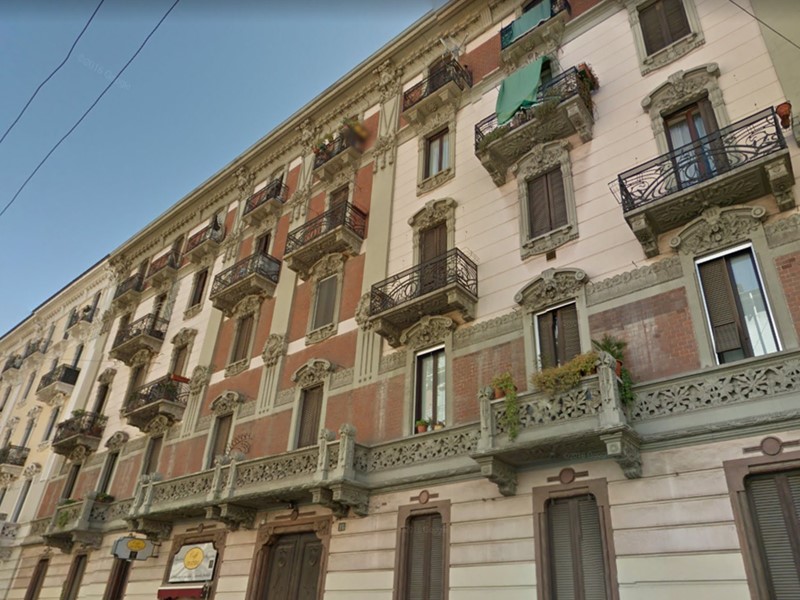 Negozio in Affitto a Milano, 1'600€, 61 m²