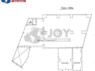 Immobile commerciale in Vendita a Nardò, 480'000€, 395 m²