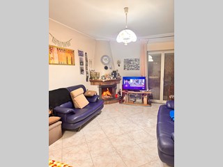 Quadrilocale in Vendita a Mascali, zona Nunziata , 110'000€, 120 m², arredato