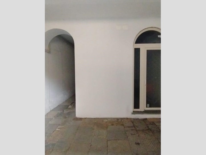 Appartamento in Vendita a Massa, 95'000€, 100 m²