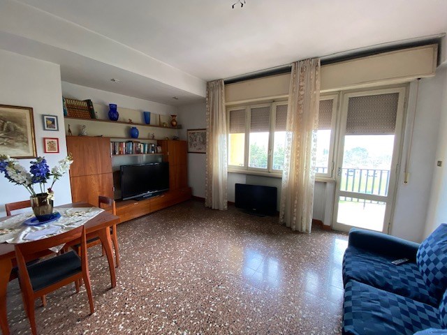 Trilocale in Vendita a Lucca, 120'000&euro;, 65 m²
