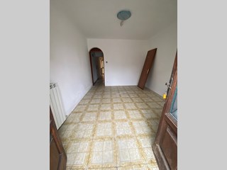 Casa Indipendente in Vendita a Lucca, zona S.ANNA, 170'000€, 136 m²