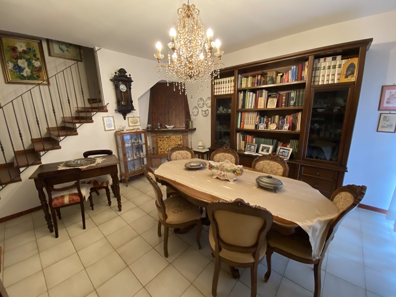 Villetta a schiera in Vendita a Capannori, 210'000€, 140 m²