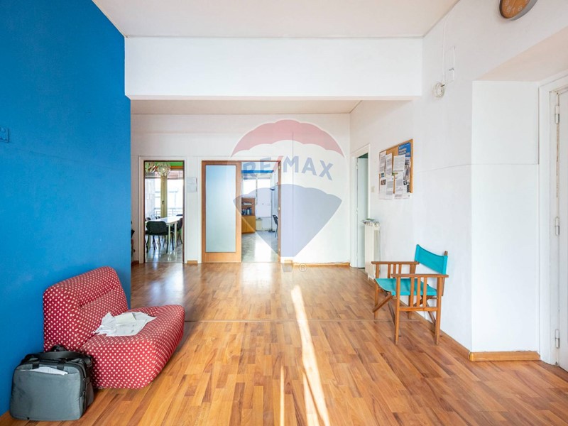 Appartamento in Vendita a Catania, zona Tribunale, 390'000€, 198 m²