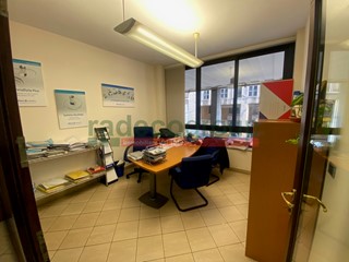 Appartamento in Vendita a Livorno, zona Centro cittÃ, 345'000&euro;, 230 m²