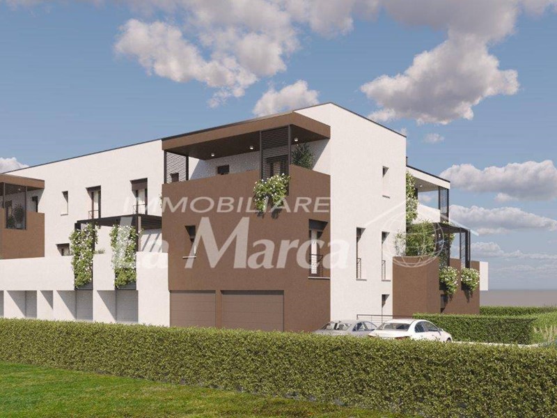 Quadrilocale in Vendita a Treviso, zona FUORI MURA, 328'000€, 162 m²