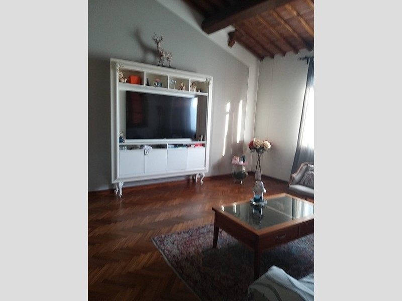 Villa in Vendita a Castelfranco di Sotto, 510'000€, 200 m², con Box