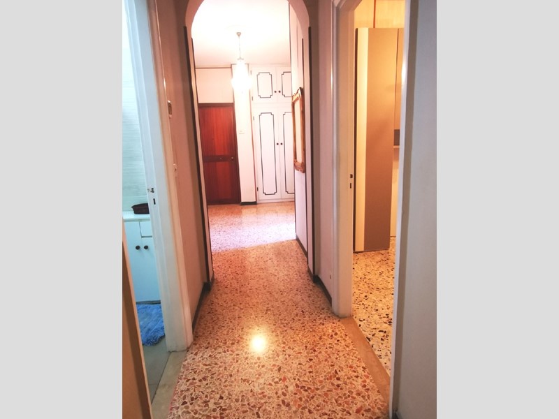 Appartamento in Vendita a Imperia, 199'000€, 130 m²