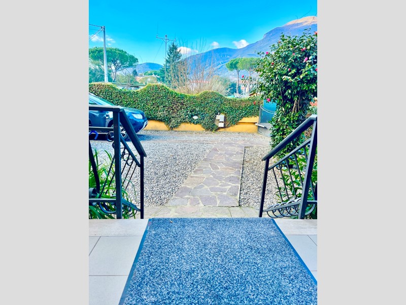 Casa Semi Indipendente in Vendita a Camaiore, 360'000&euro;, 130 m²