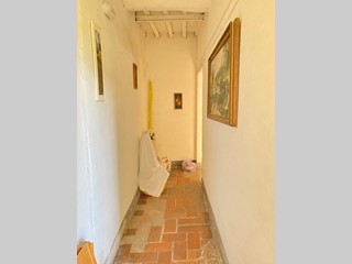 Bilocale in Vendita a Seravezza, zona Querceta, 50'000&euro;, 40 m²