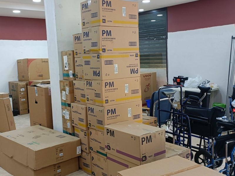 Immobile commerciale in Affitto a Lamezia Terme, 800€, 90 m²