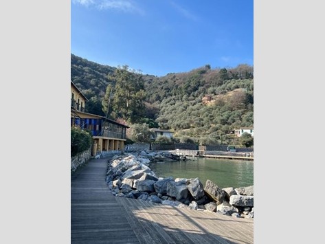 Casa Indipendente in Vendita a Portovenere, 1'600'000€, 210 m², arredato