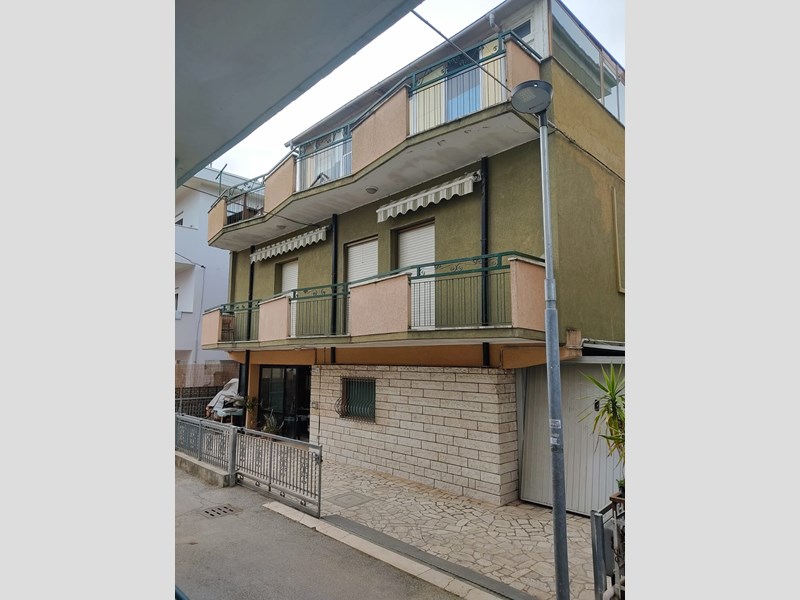 Bilocale in Affitto a Bellaria Igea Marina, zona Mare, 1'900€, 55 m², arredato