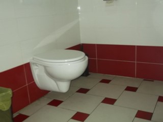 Attività commerciale in Vendita a Cascina, 150'000€, 170 m²