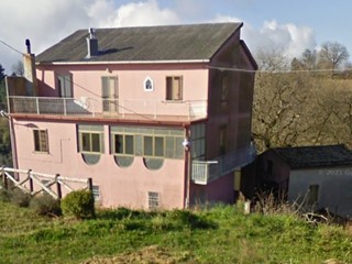 Quadrilocale in Vendita a Miglierina, 50'000€, 120 m²