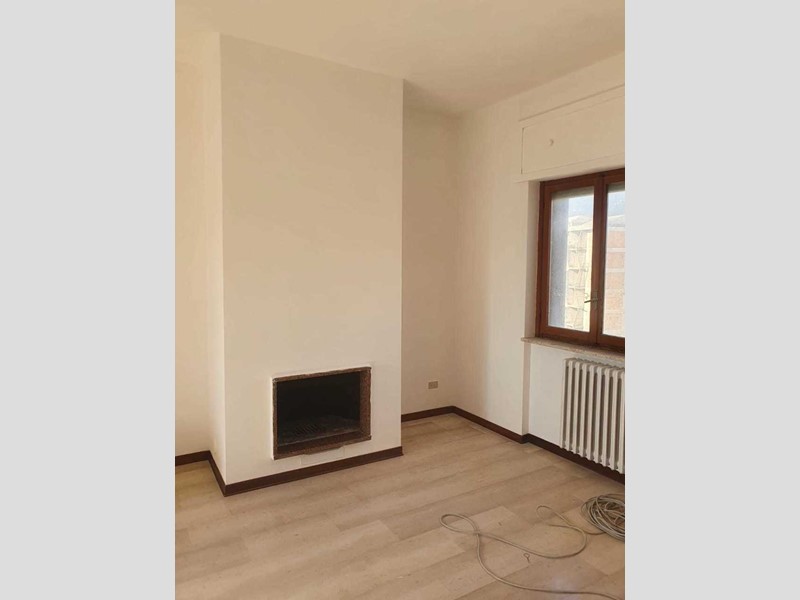 Appartamento in Vendita a Lamezia Terme, 80'000€, 130 m²