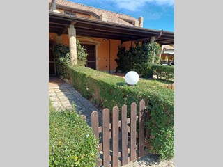 Villetta a schiera in Affitto a Cerchiara di Calabria, zona Mare, 800&euro;, 75 m², arredato