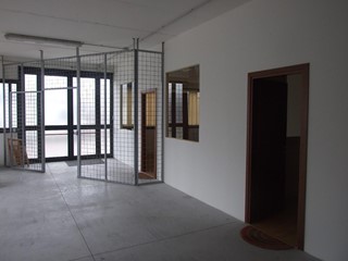 Immobile commerciale in Vendita a Pisa, zona Ospedaletto, 150'000€, 100 m²