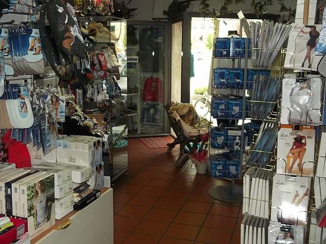 Immobile commerciale in Vendita a Vicopisano, 90'000€, 48 m²