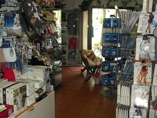 Immobile commerciale in Vendita a Vicopisano, 90'000€, 48 m²