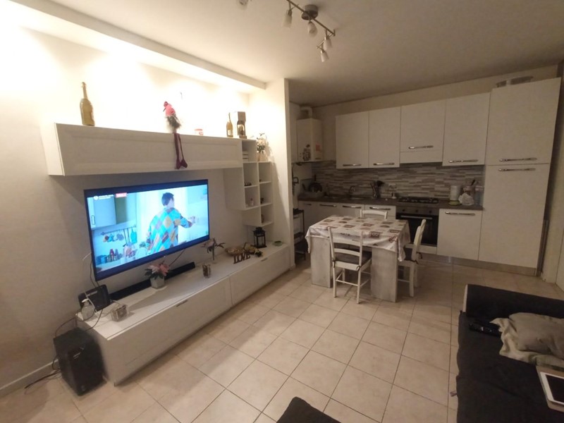 Bilocale in Vendita a Santa Maria a Monte, zona Ponticelli, 92'000€, 50 m², con Box