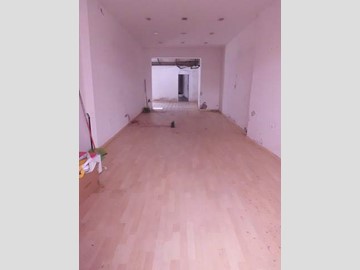 Immobile commerciale in Vendita a Viareggio, 450'000€, 120 m²