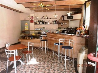 Attività commerciale in Vendita a Pontedera, 600'000€, 400 m²