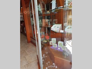 Attività commerciale in Vendita a Grosseto, zona CENTRALE, 100'000€, 801 m²
