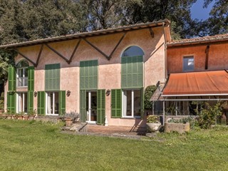 Villa in Affitto a Vecchiano, zona Migliarino, 23'000€, 180 m², arredato